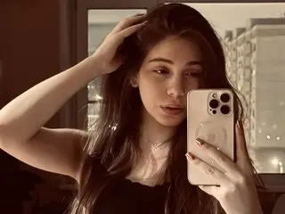 AlishiaCowlin ass