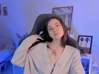 AnnieHolt private