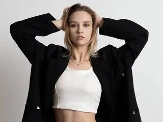 ClaudineOmundson xxx