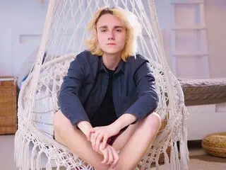 EthanBlond hd