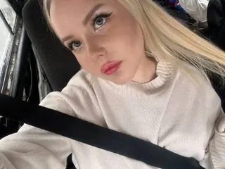 StellaWatts amateur